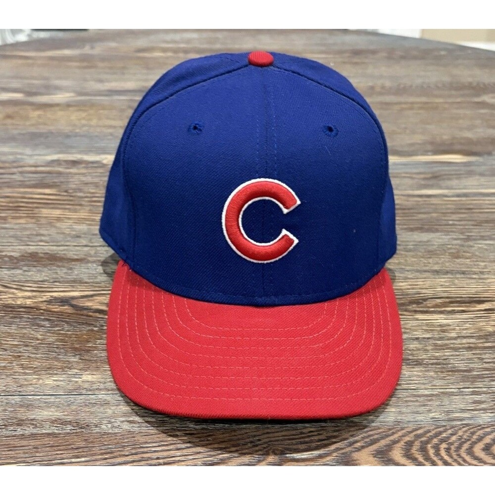 CHICAGO CUBS Red Bill New Era 59FIFTY Fitted Hat - Original Sz. 7 3/8 - MLB Logo